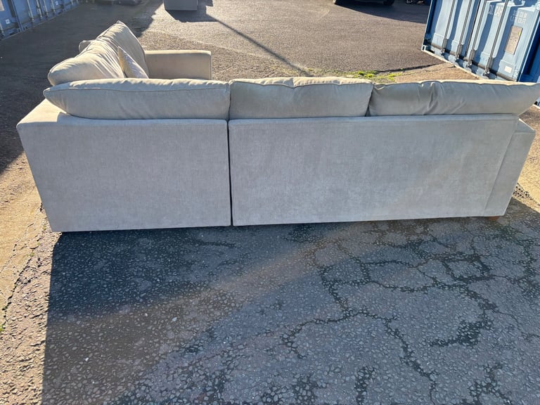 Large beige corner sofa DELIVERY AVAILABLE!