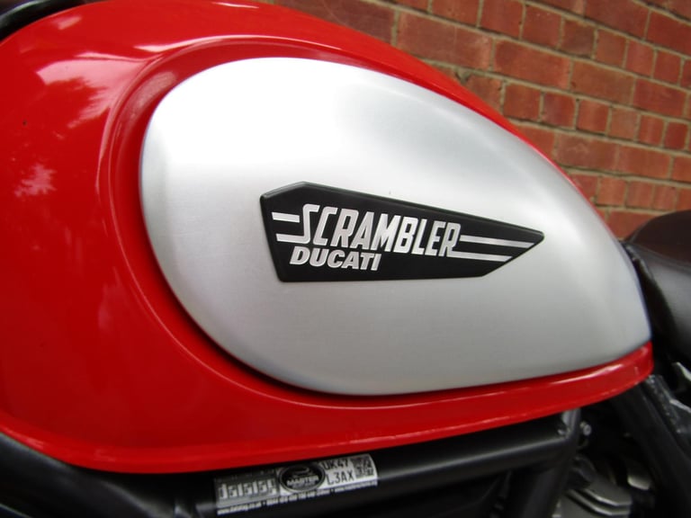 DUCATI SCRAMBLER 800  FULL SERVICE , ONE PREVIOUS OWNER ,VERY LOW MILES