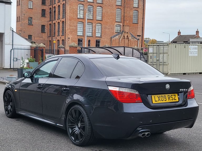 BMW, 5 SERIES, Saloon, 2009, Semi-Auto, 2993 (cc), 4 doors