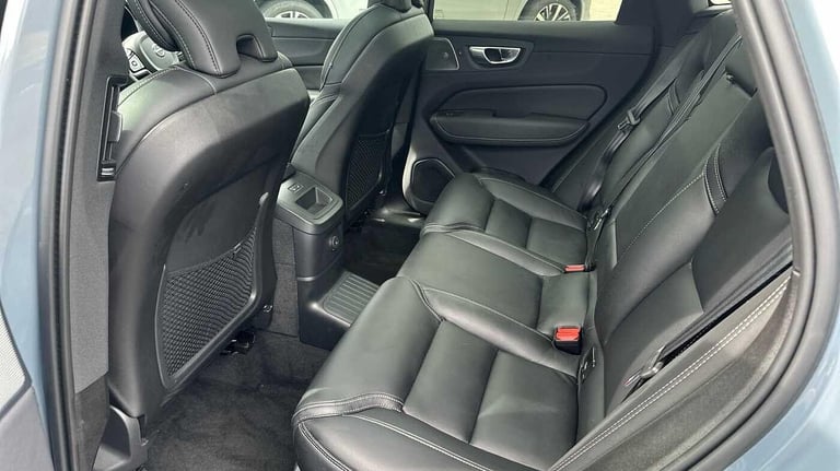 2024 Volvo XC60 2.0 T8 [455] RC PHEV Ultimate Dark 5dr AWD Gtron ESTATE PETROL/ELECTRIC Automatic