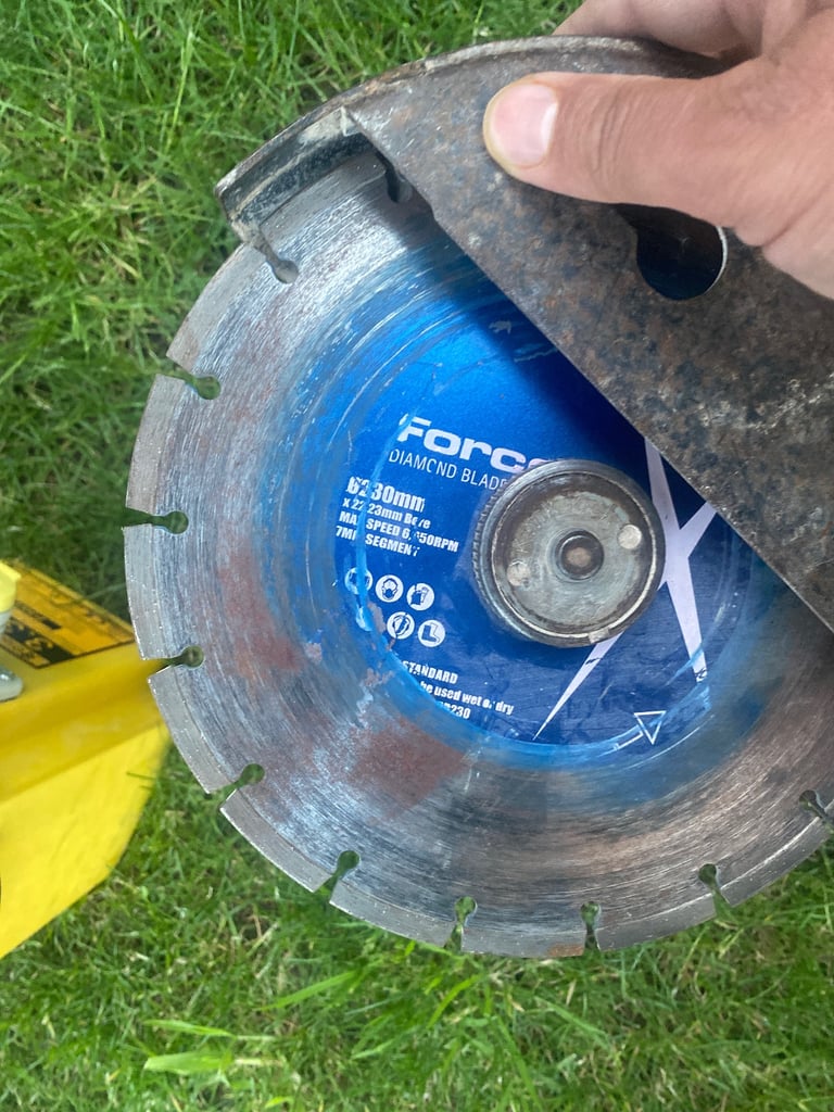 Hilti DC230-S 9” Angle Grinder