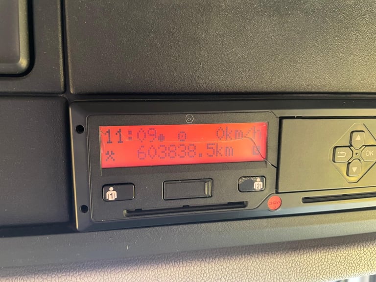 DAF CF250 *EURO 6*, 4X2 18 TONNE FRIDGE/FREEZER – 2016 – PN16 BNF