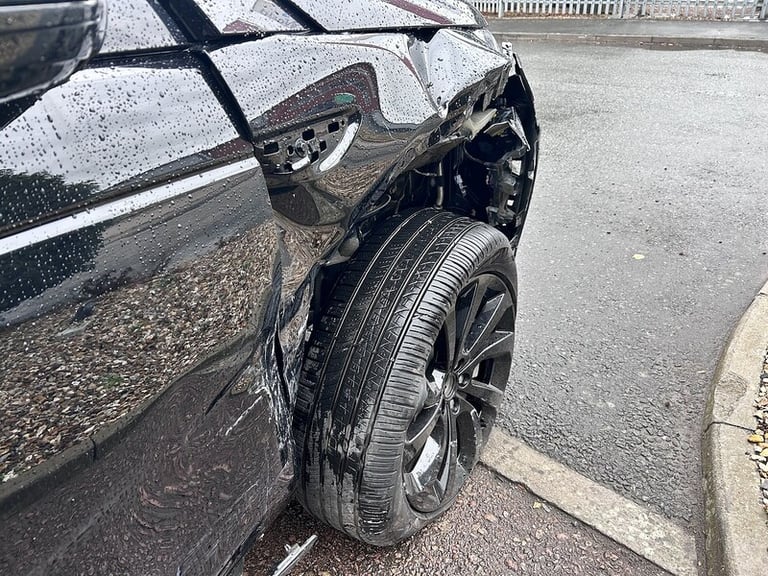 2024 Land Rover Discovery Sport 2.0 D200 Dynamic SE 5dr Auto [7 Seat] ESTATE DIESEL Automatic