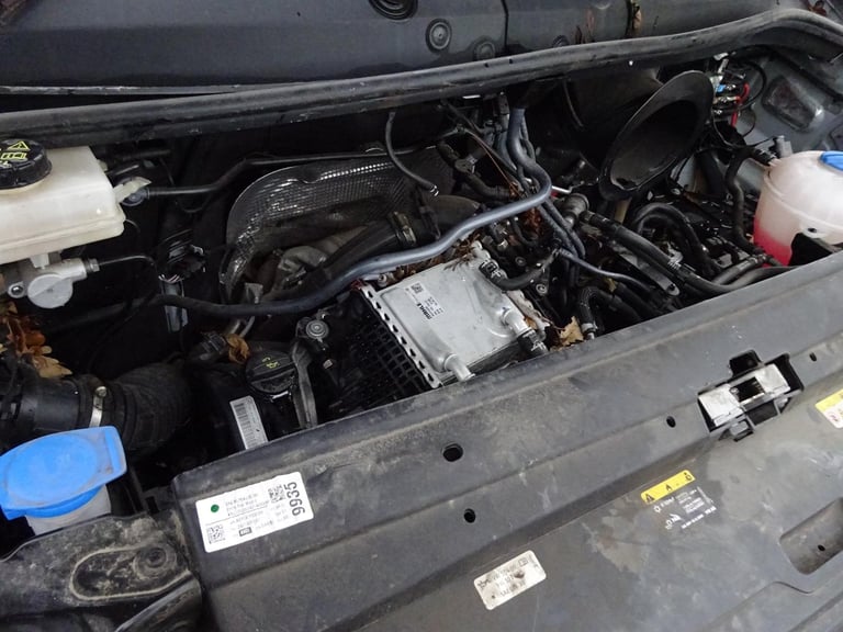 2024 74 REG VOLKSWAGEN CRAFTER CR35 COMMERCE TDI FRIDGE VAN DAMAGED SALVAGE