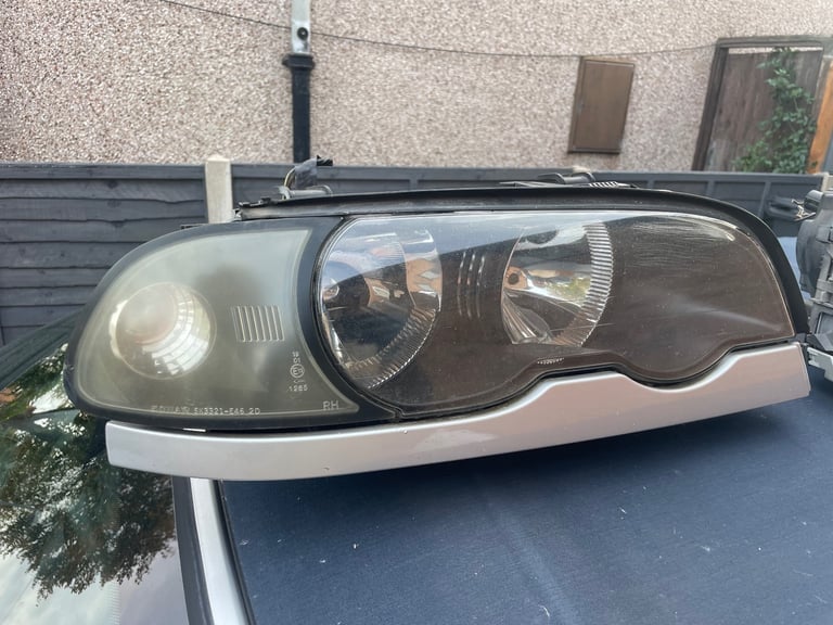 Bmw e46 headlights 