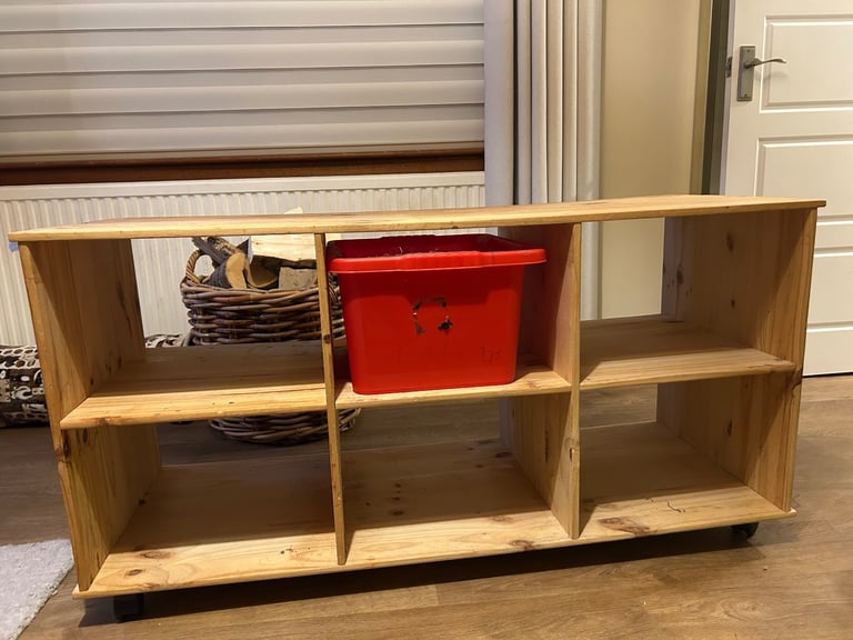 Storage unit. Tubs not included. 