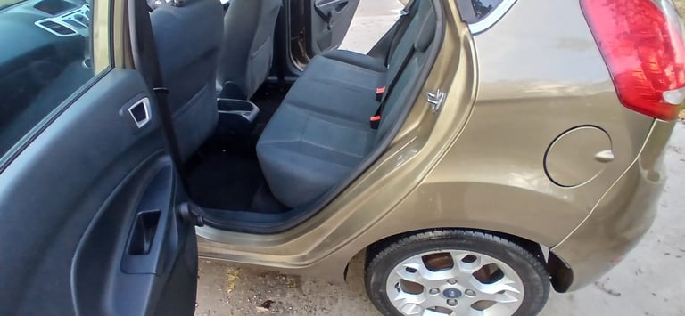 2012 Ford Fiesta 1.4 Tdci Zetec - Mot 11/26 Fsh T BELT JUST DONE !