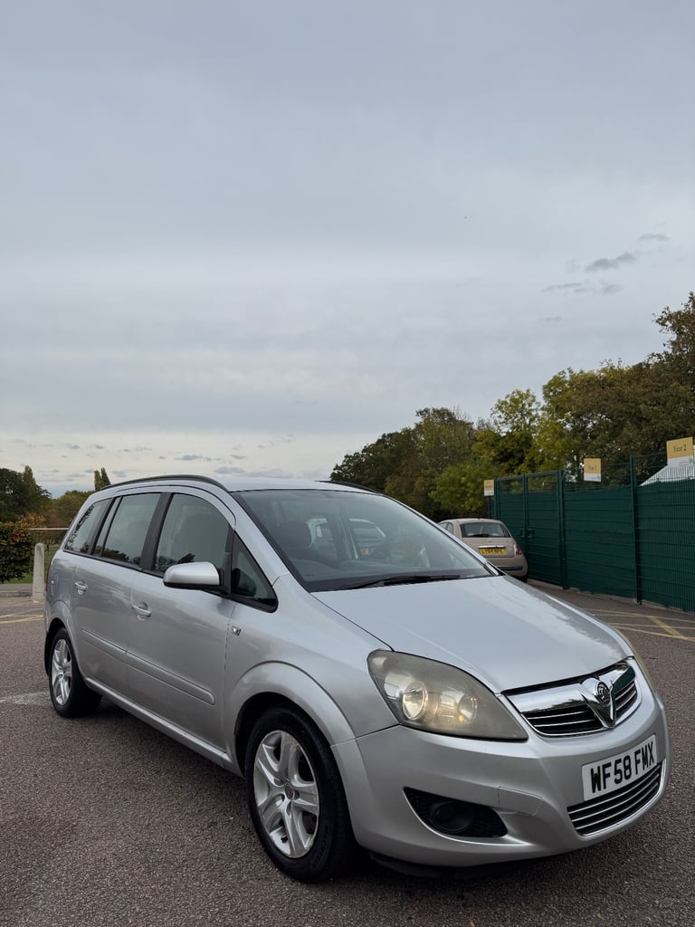 Vauxhall Zafira 2.2 Petrol Automatic | ULEZ Free | 7 Seater