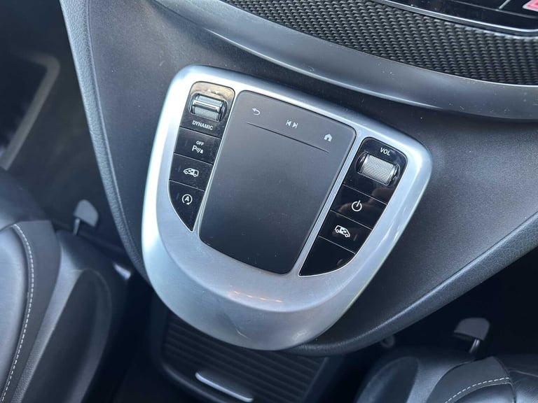 2023 Mercedes-Benz V-Class V220 d AMG Line 5dr 9G-Tronic [Extra Long] Estate Diesel Automatic