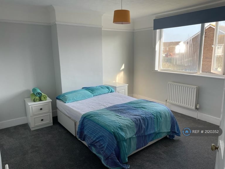 3 bedroom house in Brighton Road, Lancing/ Shoreham, BN15 (3 bed) (#2120352)