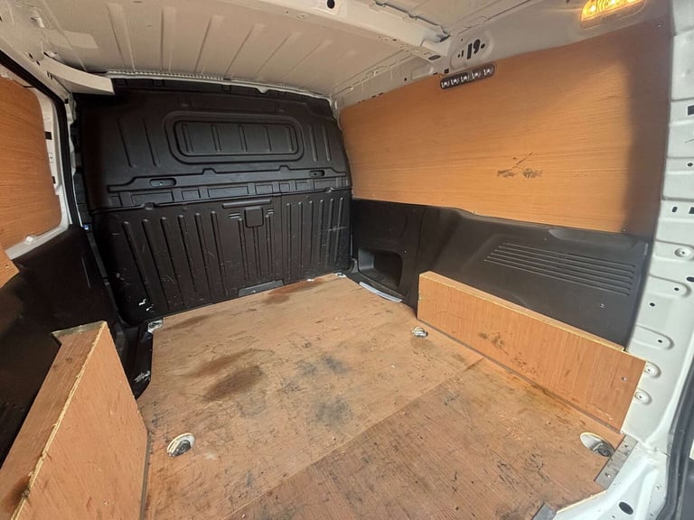 2021 Vauxhall Combo 1.5 Combo 2000 Sportive S/S Panel Van Diesel Manual