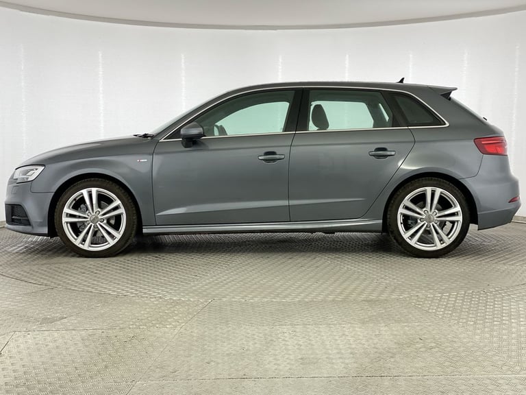  Audi A3 Sportback 1.5 Tfsi Cod 35 S Line Sportback 5dr Petrol Manual Euro 6
