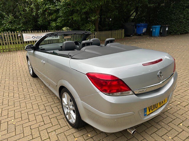 2010 Vauxhall Astra 1.8 VVT Design 2dr CONVERTIBLE Petrol Manual