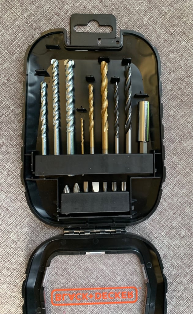 Black & Decker 16 piece Drill Set