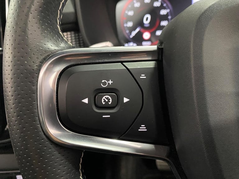 2018 Volvo XC40 2.0 D4 [190] First Edition 5dr AWD Geartronic ESTATE DIESEL Automatic