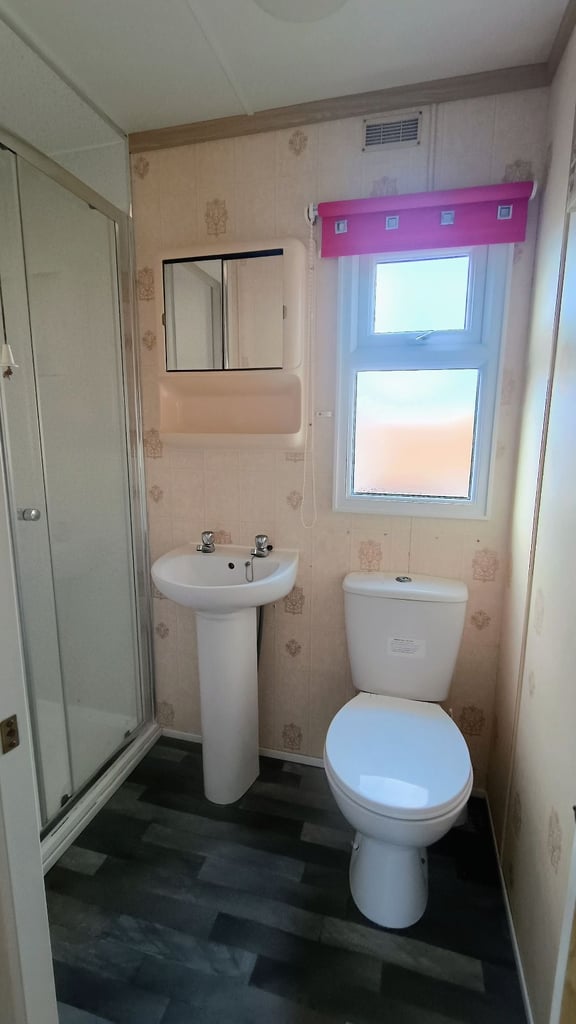 **Static caravan to rent long term**
