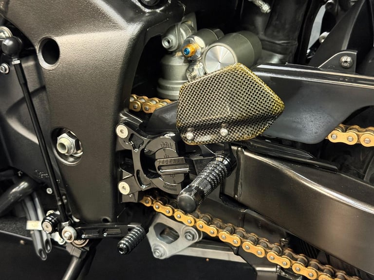 2014 Yamaha R1 1000