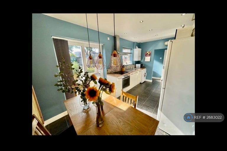 3 bedroom house in Mendip Crescent, Westcliff-On-Sea, SS0 (3 bed) (#2683022)