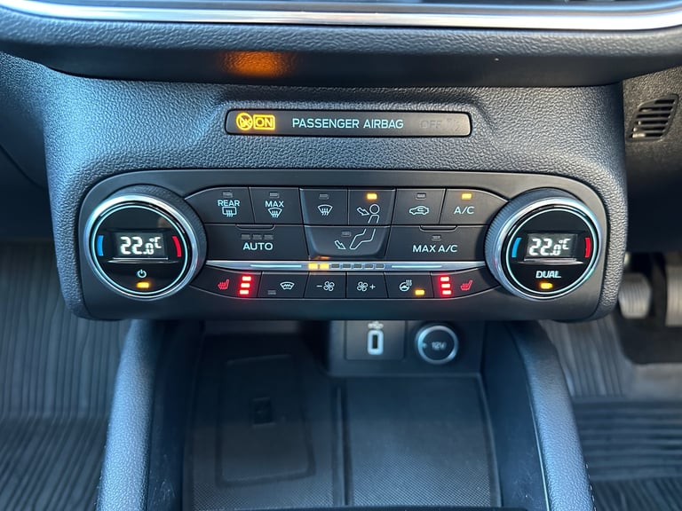 2019 19 FORD FOCUS 1.5 ECOBLUE 120 TITANIUM X TURBO DIESEL ESTATE * PAN ROOOF *
