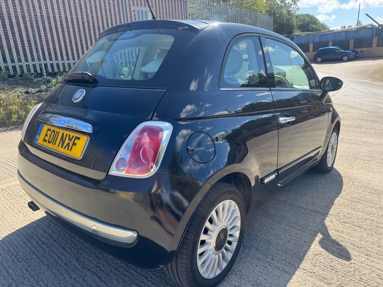 FIAT 500 LOUNGE 1.25*IDEAL FIRST CAR*APRIL 2026 MOT*CHEAP ROAD TAX*PAN ROOF*