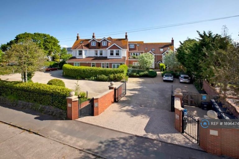 image for 2 bedroom flat in Aliston House, Exmouth, EX8 (2 bed) (#1896474)