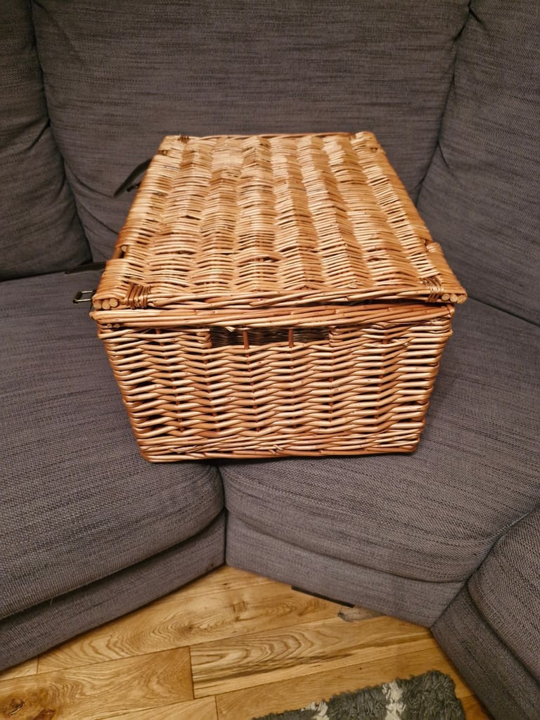 Wicker hamper or picnic basket