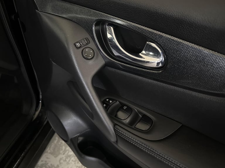 2015 Nissan X-Trail 1.6 dCi n-tec Euro 5 (s/s) 5dr ESTATE Diesel Manual