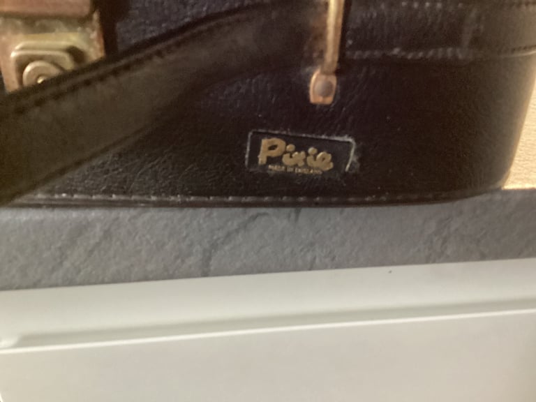 Black vanity case