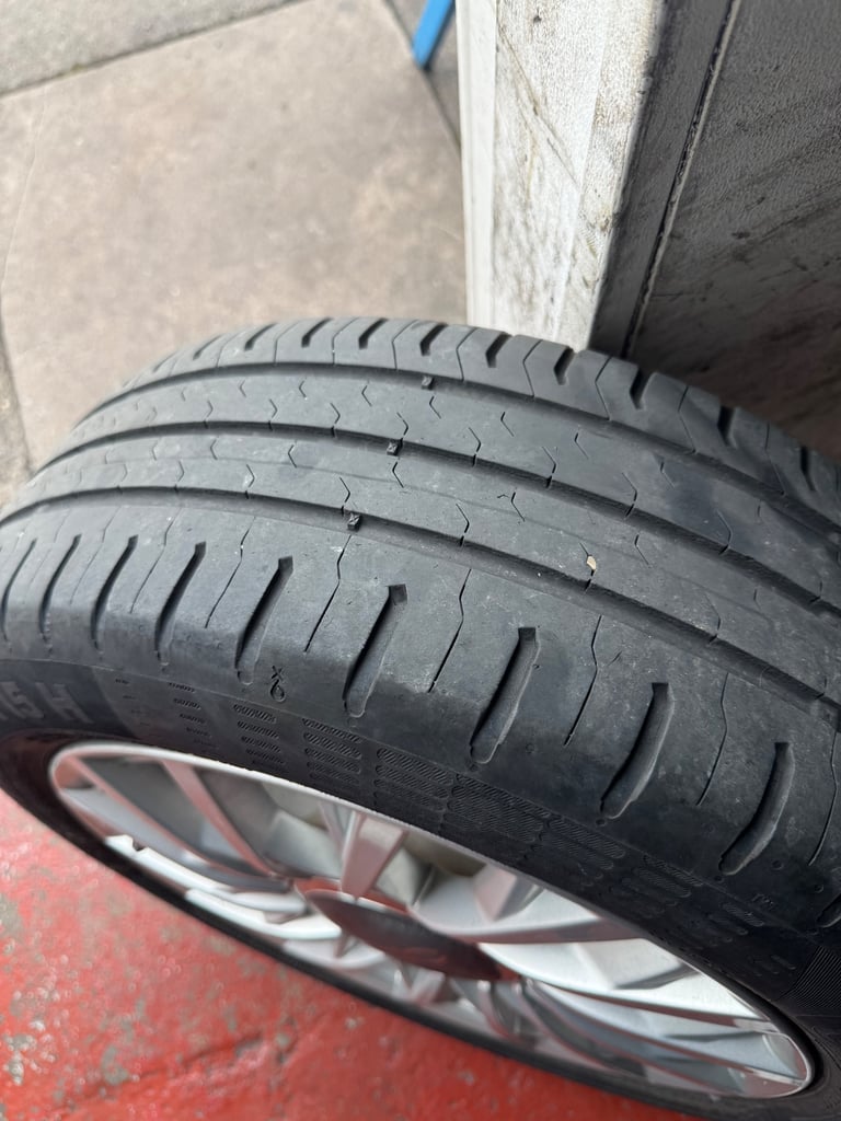 4 x Original Fiat 500 alloys and tyres! 15 inch - Good condition!