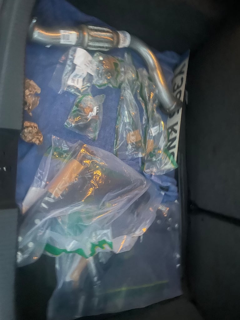 Ford, FOCUS, Hatchback, 2001, Manual, 1796 (cc), 5 doors