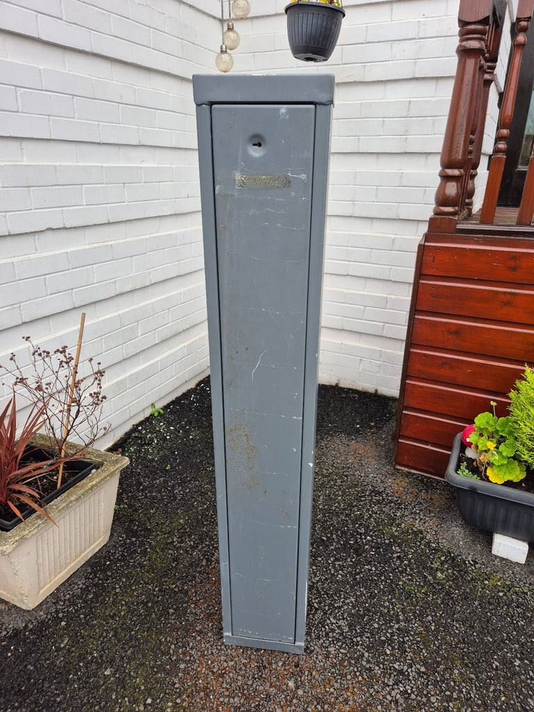 image for 3 gun safe 