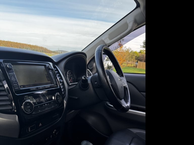 MITSUBISHI L200 2.4 DI-D DC Barbarian 2016