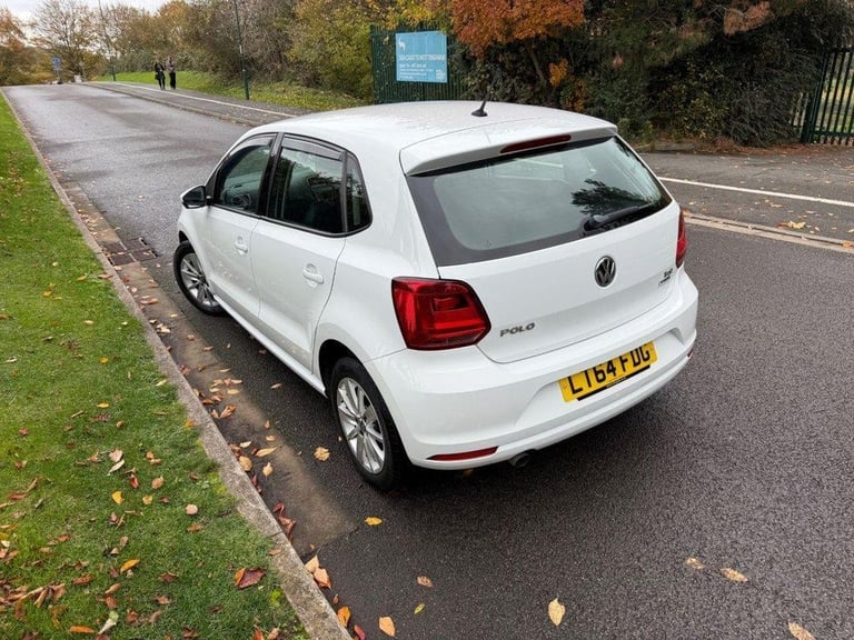 2014 64 VOLKSWAGEN POLO 1.2 TSI BLUEMOTION TECH SE HATCHBACK 5DR PETROL MANUAL E