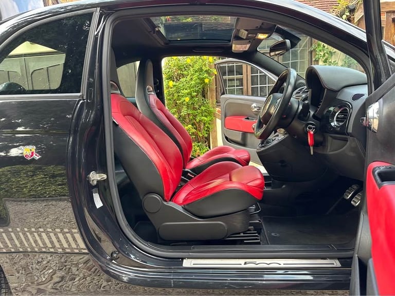 Abarth 595 all original top spec car, xenon's, pan roof, turismo leather, hpi clear, fsh, px swap?