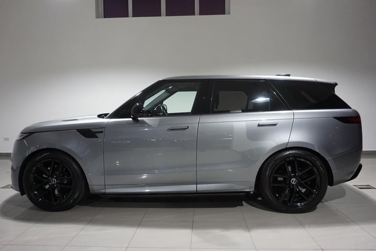 2023 Land Rover Range Rover Sport 3.0 D300 MHEV Dynamic SE SUV 5dr Diesel Auto 4WD Euro 6 (s/s) (...