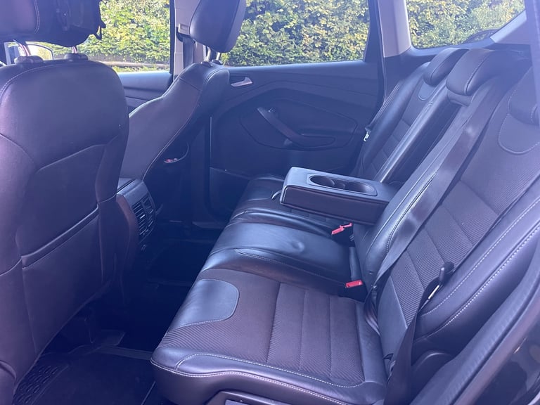 Ford, KUGA, Hatchback, 2016, Manual, 1997 (cc), 5 doors