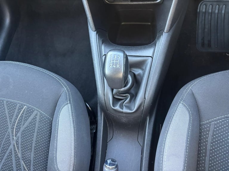 2013 Peugeot 208 1.0 VTi Active 3dr HATCHBACK Petrol Manual