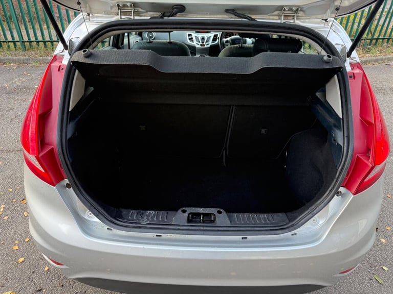 2012 Ford Fiesta 1.25 Zetec 5dr HATCHBACK Petrol Manual