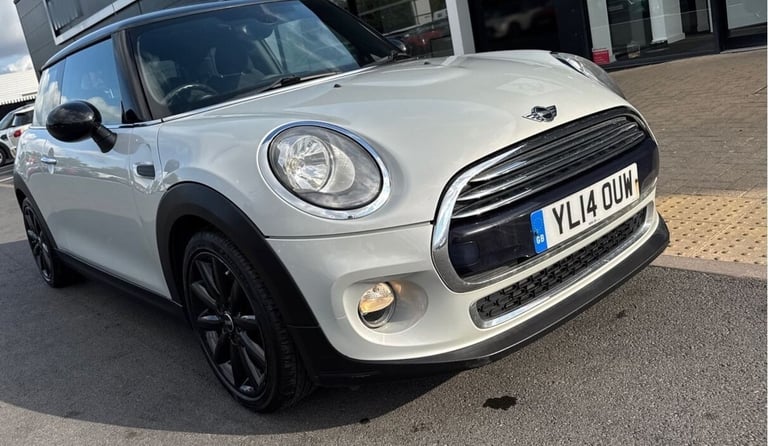 image for 2014 MINI Hatch 1.5 Cooper D 3dr ++ CHILI PK / MEDIA XL / BLACK PK / 20 TAX / ULEZ ++ HATCHBACK D...
