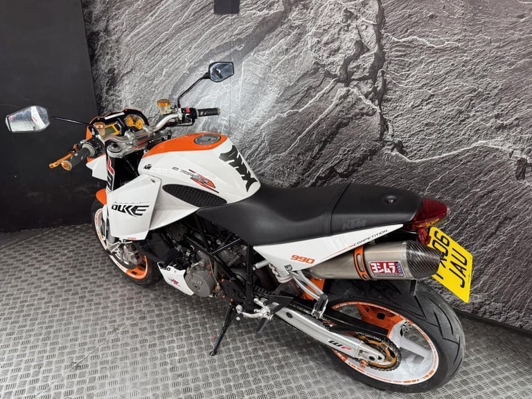KTM 990 SUPERDUKE 2006