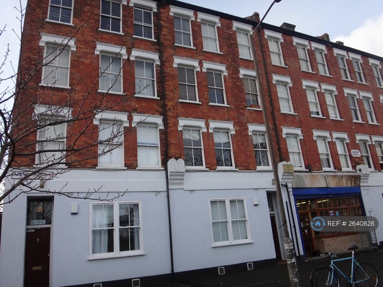 Studio flat in Azenby Road, London, SE15 (#2640828)