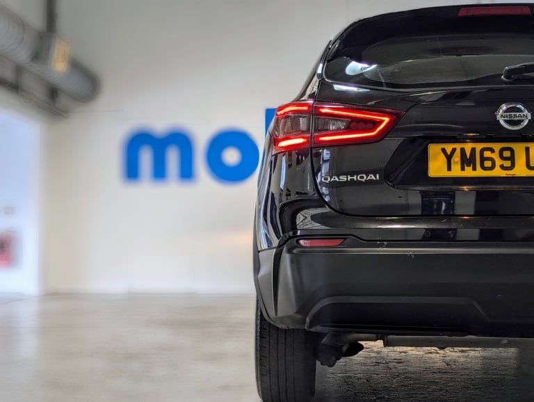 2020 Nissan Qashqai 1.3 DiG-T 160 Acenta Premium 5dr**ONE OWNER FROM NEW**