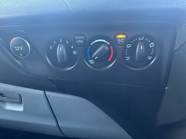 2017 Ford Transit Custom 2.0 TDCi 290 Limited Panel Van 5dr Diesel Manual L1 H2 (157 g/km, 168 bh...