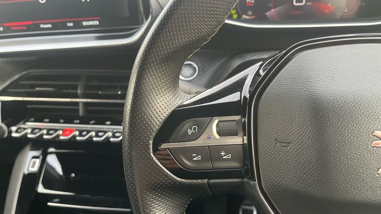 2022 Peugeot 208 1.2 PureTech 100 GT 5dr Petrol Hatchback Hatchback Petrol Manual