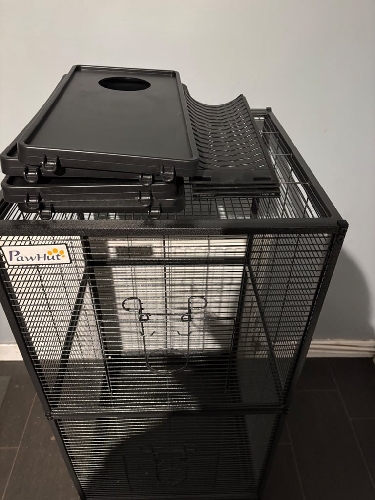 Unused pawhut cage for small animals 