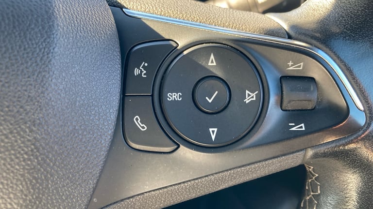 2021 Vauxhall Mokka 100kW SRi Nav Premium 50kWh 5dr Auto Electric Hatchback Hatchback Electric Au...