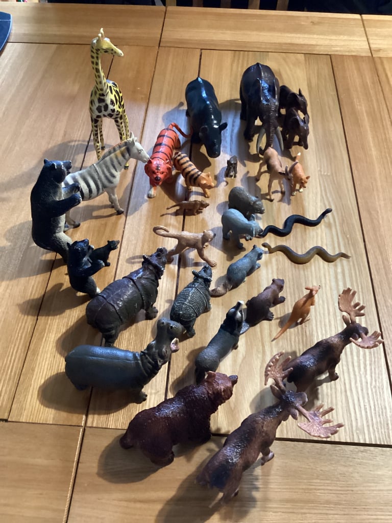 image for Bundle of toy animals