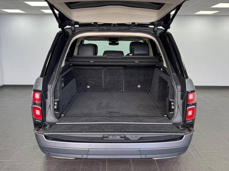 LAND ROVER RANGE ROVER 3.0 D300 MHEV Westminster Black Auto 4WD Euro 6 (s/s)