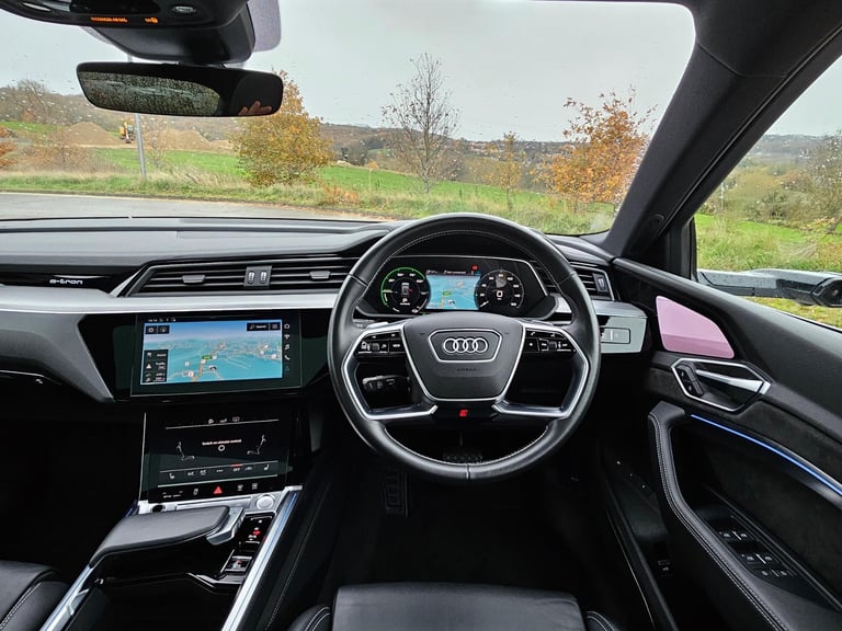 Audi E-TRON S LINE 55 QUATTRO 2021  **PAN ROOF**