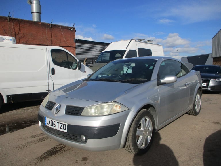 RENAULT MEGANE DYNAMIQUE  1.9 DIESEL CONVERTIBLE